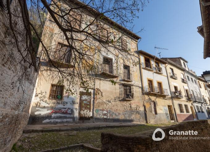 Edificio en Venta en Paseo de los Tristes