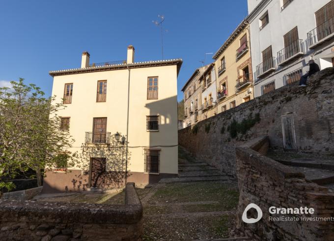 Edificio en Venta en Paseo de los Tristes