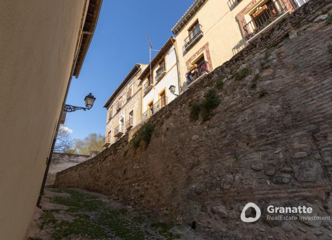 Edificio en Venta en Paseo de los Tristes