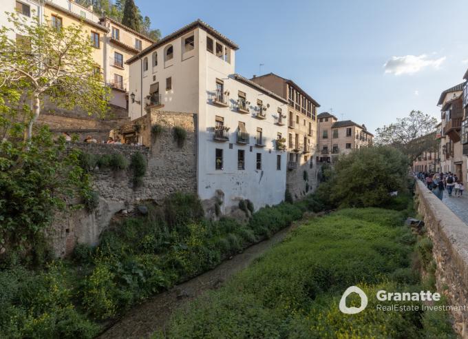 Edificio en Venta en Paseo de los Tristes
