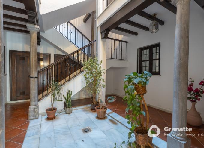 Piso con maravillosa terraza y vistas panorámicas a las ciudad