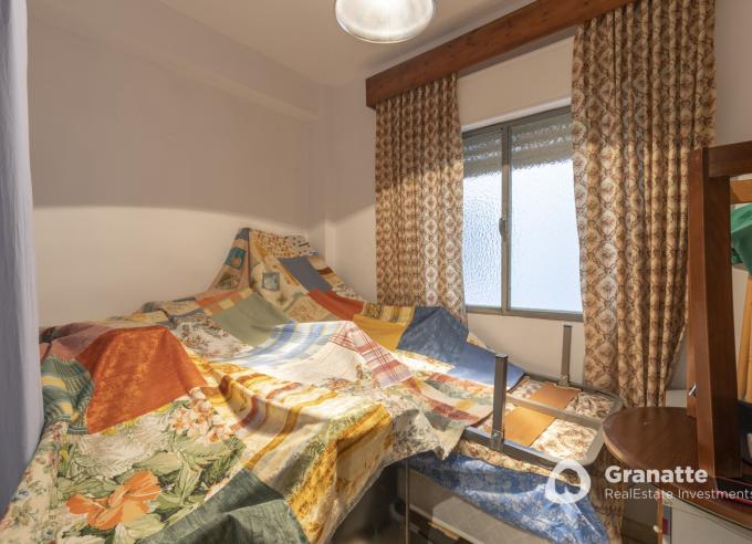 Piso cerca del centro de Granada para reformar