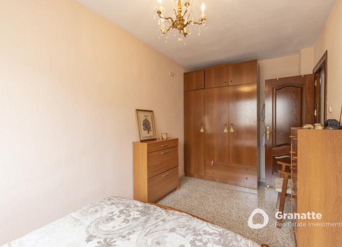 Piso en venta en Granada en el Barrio de Mirasierra