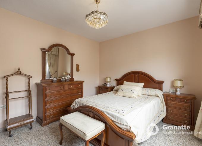 Piso en venta en Granada en el Barrio de Mirasierra
