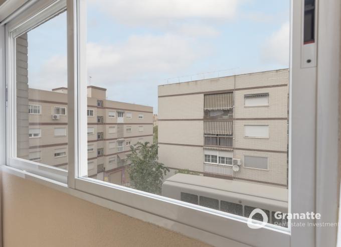 Piso en venta en Granada en el Barrio de Mirasierra