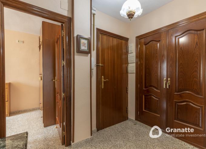 Piso en venta en Granada en el Barrio de Mirasierra
