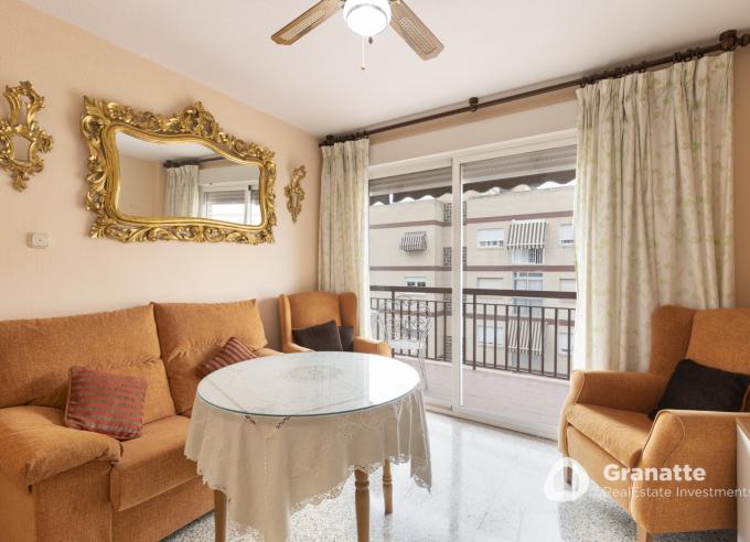 Piso en venta en Granada en el Barrio de Mirasierra