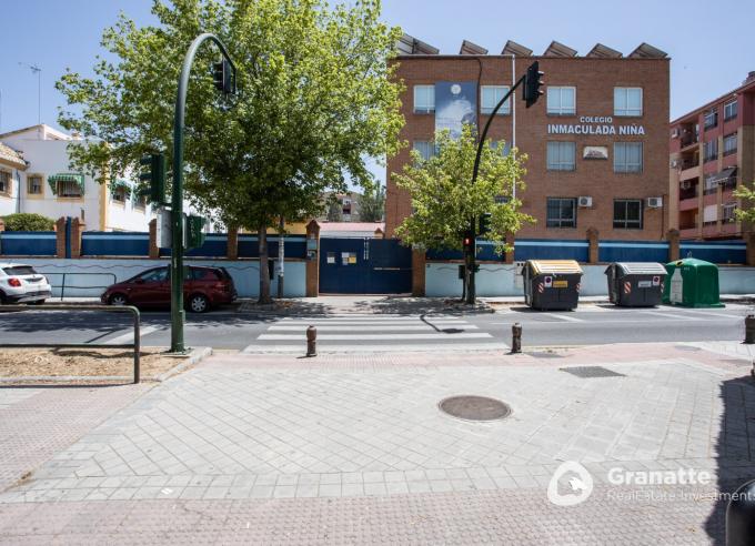 Piso en venta en Granada en el Barrio de Mirasierra