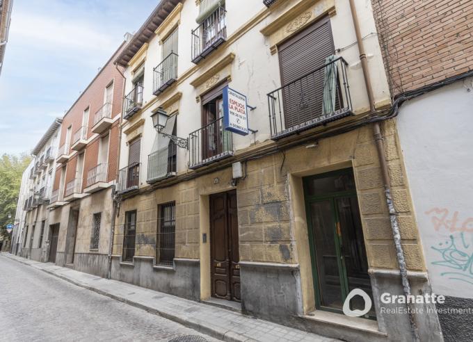 Coqueto piso en centro de Granada