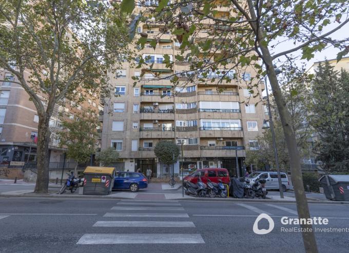 Piso en Cervantes con terraza