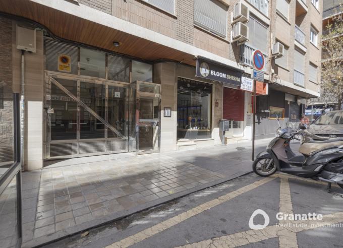 Piso en quinta planta con garaje en pleno centro