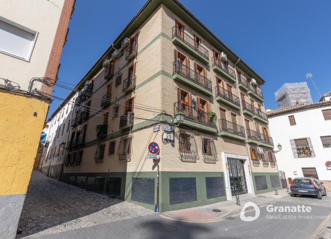 Piso en venta totalmente amueblado y equipado.