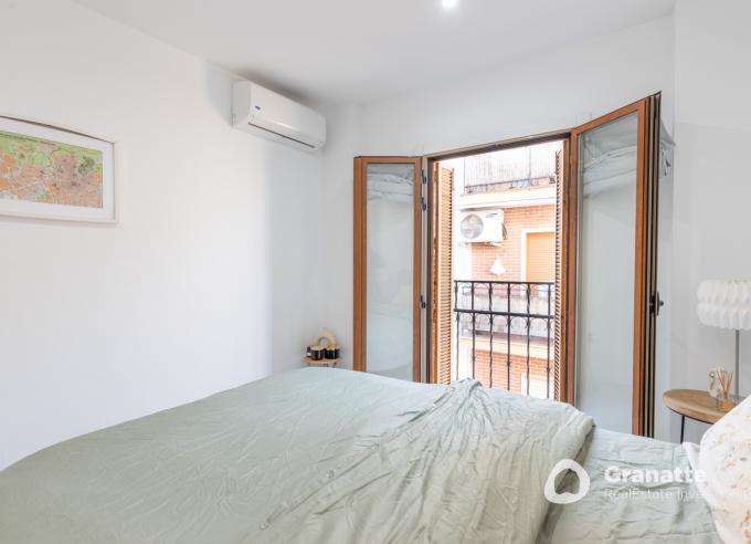 Piso en venta totalmente amueblado y equipado.