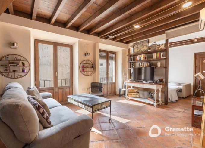 Piso junto a Gran Vía en venta